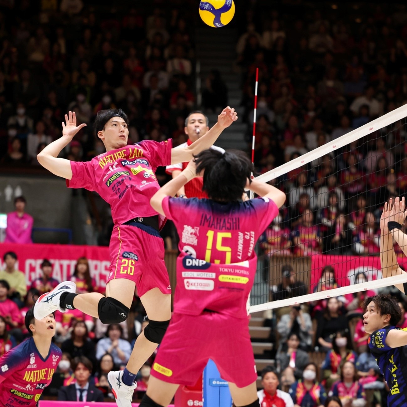 马祖拉：见证霍福德与杜兰特对抗是种恩赐 无论要布朗做什么他都会全力以赴