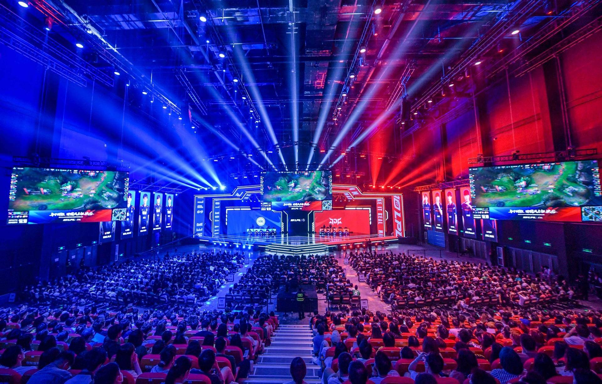 时期依靠个 时期依靠个